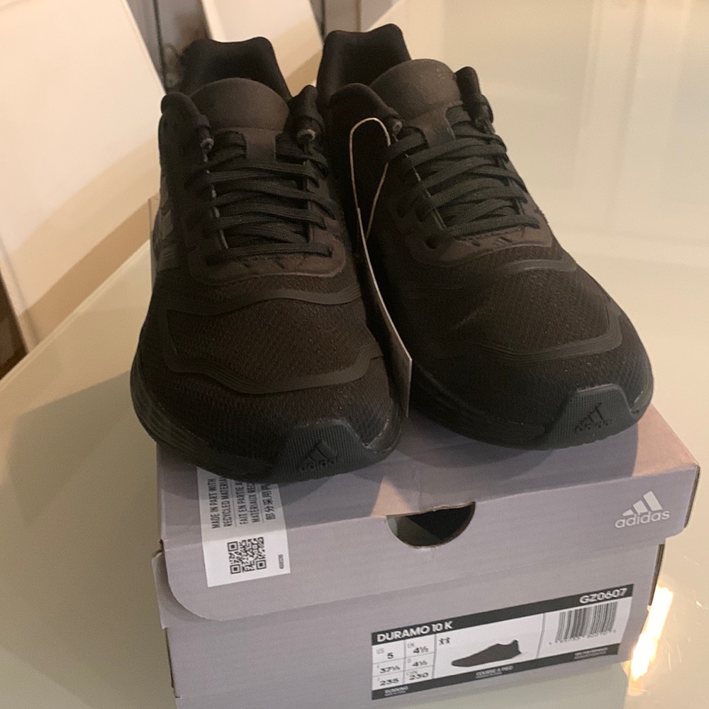 Adidas Duramo 10K - size US 5Men/6Women